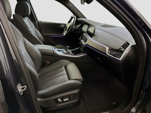 Used 2022 BMW X5 xDrive40i w/ Premium Package image 34