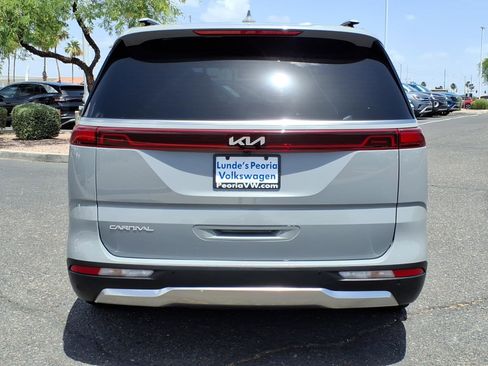 Used 2024 Kia Carnival SX Prestige FWD image 6