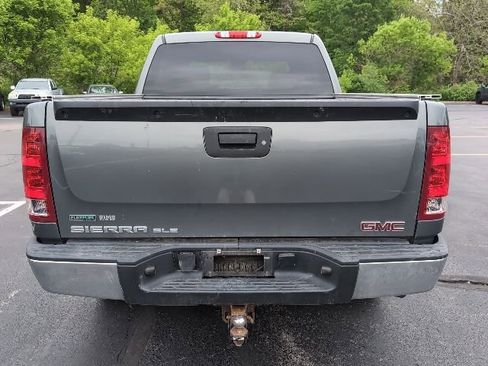 Used 2011 GMC Sierra 1500 SLE w/ Power Tech Package AWD/4WD image 2
