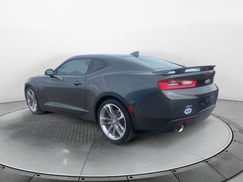 Used 2017 Chevrolet Camaro SS image 3