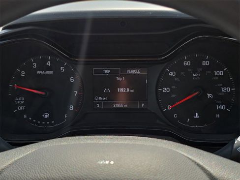 Used 2025 Chevrolet Trax LS image 12