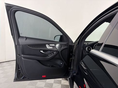 Used 2018 Mercedes-Benz GLC 300 4MATIC image 10