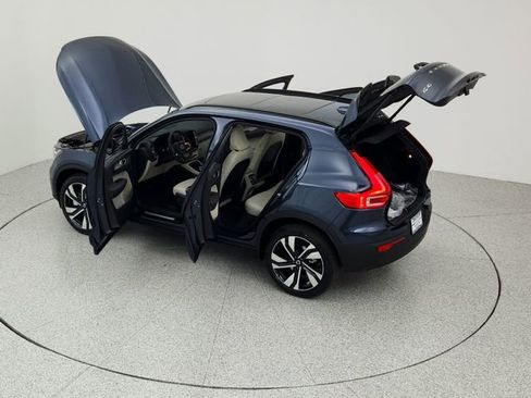 New 2026 Volvo XC40 B5 Ultra w/ Climate Package image 39