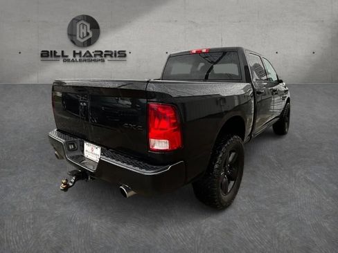 Used 2017 RAM 1500 Express w/ Black Ram 1500 Express Group AWD/4WD image 6