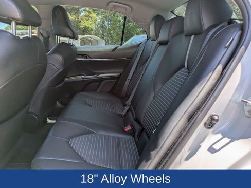 Used 2023 Toyota Camry SE FWD image 14