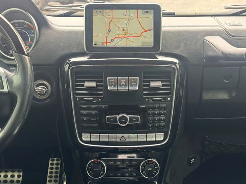 Used 2015 Mercedes-Benz G 63 AMG G 63 AMG Sport Utility 4D image 29