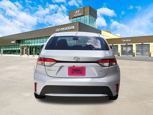 Used 2020 Toyota Corolla LE FWD image 7