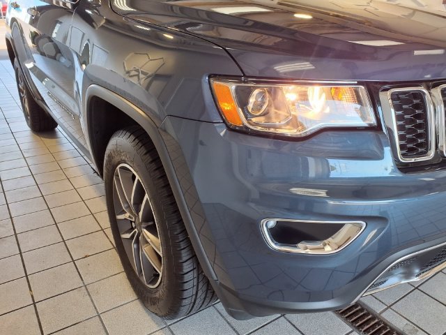 Used 2021 Jeep Grand Cherokee Limited AWD/4WD image 28