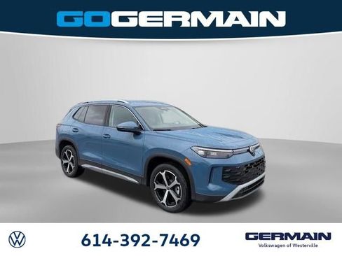 New 2026 Volkswagen Tiguan SE image 3