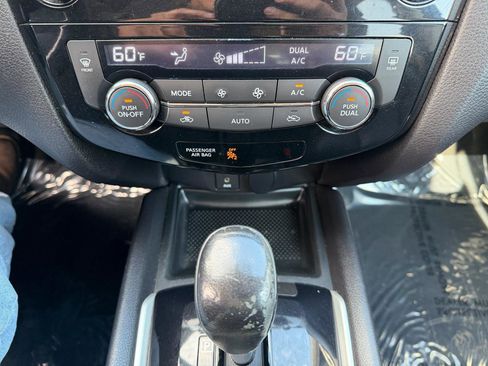 Used 2015 Nissan Rogue SL AWD/4WD image 15