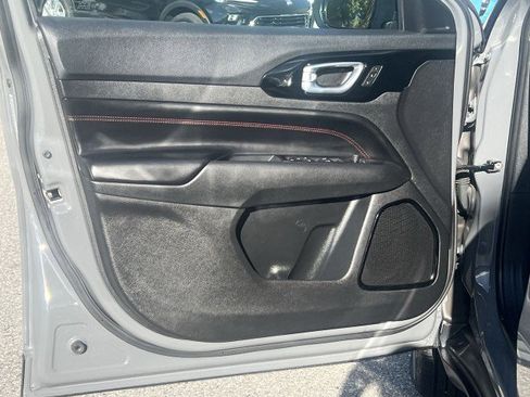 Used 2022 Jeep Compass Trailhawk w/ Trailhawk Elite Group image 21