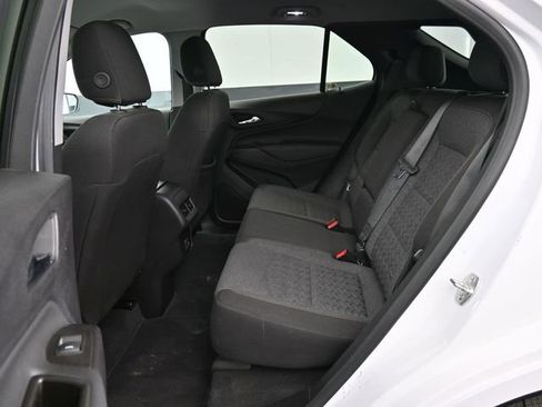 Used 2024 Chevrolet Equinox LT image 28