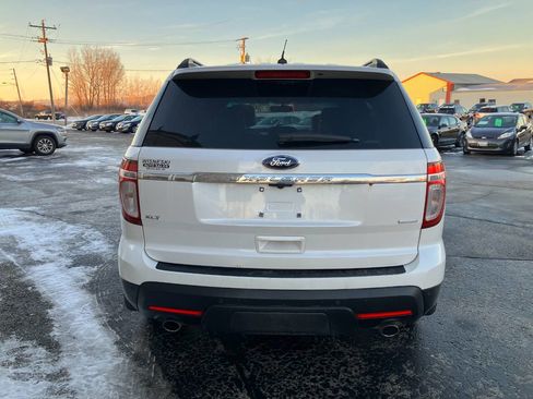 Used 2013 Ford Explorer XLT image 4