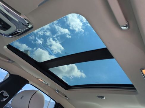 Used 2016 Rolls-Royce Ghost image 20