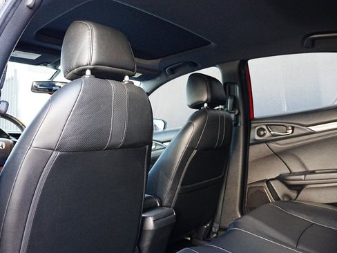 Used 2018 Honda Civic EX-L image 12