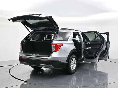 Certified 2023 Ford Explorer XLT w/ Equipment Group 202A image 57