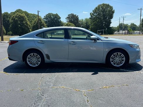 Used 2013 Lexus ES 350 w/ Luxury Pkg FWD image 10