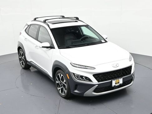 Used 2022 Hyundai Kona Limited FWD image 16