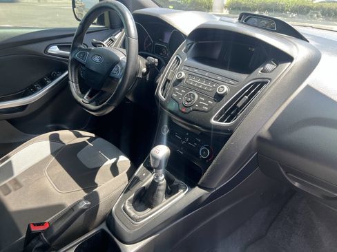 Used 2018 Ford Focus ST FWD image 19