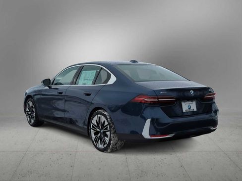New 2026 BMW 530i xDrive image 6