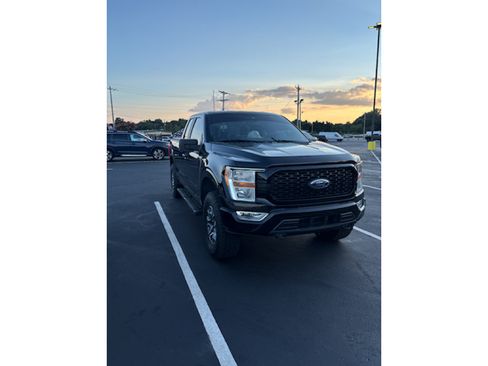 Used 2021 Ford F150 XL w/ Equipment Group 101A High AWD/4WD image 3