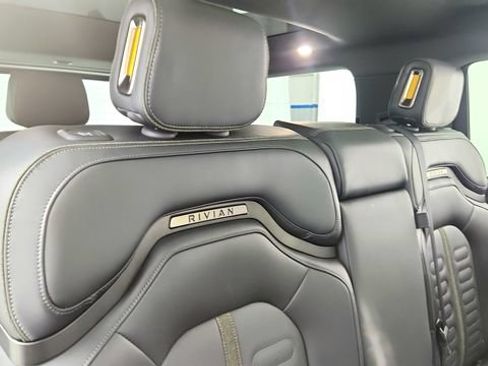 Used 2026 Rivian R1S Adventure AWD/4WD image 41