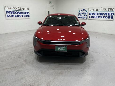 Used 2025 Kia K4 FWD image 3