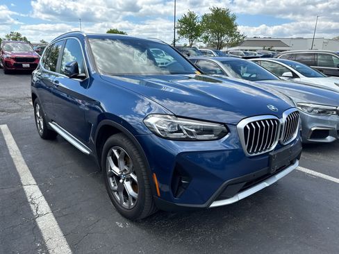 Used 2024 BMW X3 xDrive30i w/ Premium Package AWD/4WD image 2