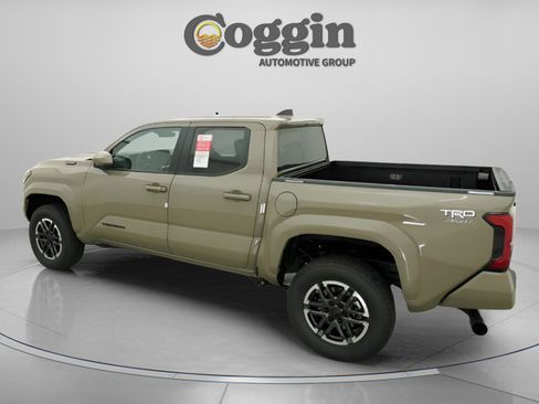 New 2026 Toyota Tacoma TRD Sport AWD/4WD image 7