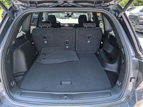 New 2025 Jeep Grand Cherokee Laredo X w/ Luxury Tech Group I image 10