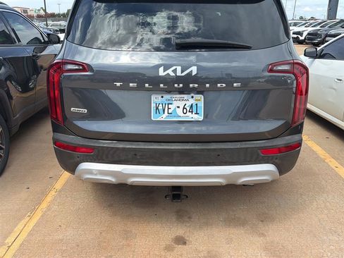 Used 2022 Kia Telluride LX AWD/4WD image 10