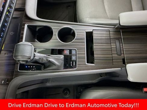 Certified 2021 Toyota Sienna Limited image 19