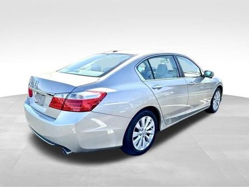 Used 2015 Honda Accord EX-L image 7