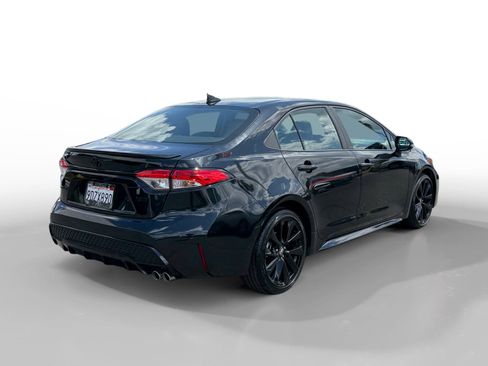 Used 2022 Toyota Corolla SE FWD image 5
