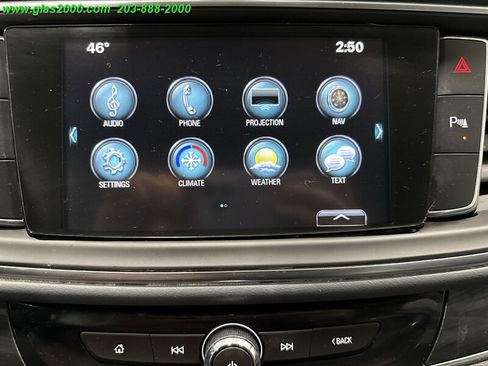 Used 2019 Buick Enclave Essence image 29