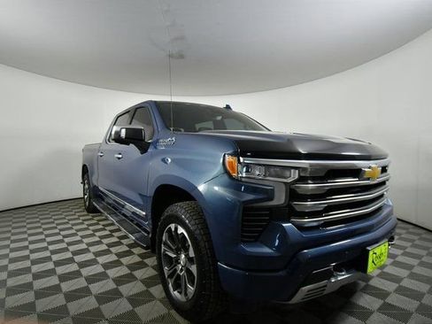 Used 2024 Chevrolet Silverado 1500 High Country w/ Technology Package image 8