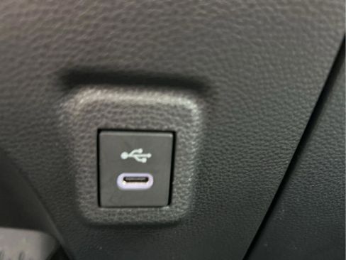 Used 2025 Toyota Corolla LE image 23