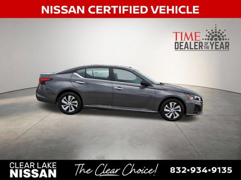 Certified 2025 Nissan Altima 2.5 S FWD image 9
