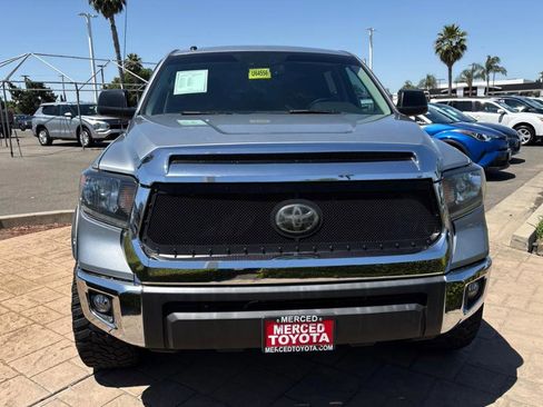 Used 2019 Toyota Tundra SR5 RWD image 2
