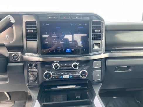 Used 2024 Ford F250 Lariat w/ Chrome Package AWD/4WD image 15