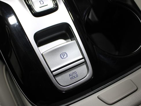 Used 2024 Hyundai Tucson Limited image 22