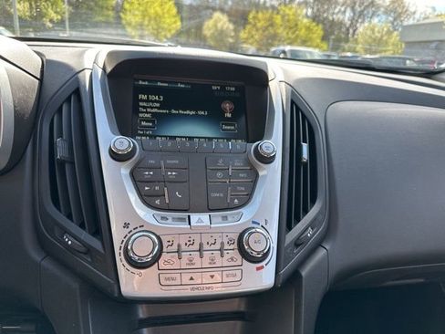 Used 2015 Chevrolet Equinox LT FWD image 17