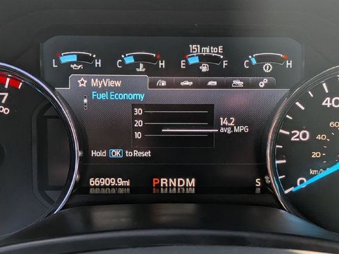 Used 2022 Ford F250 Lariat w/ Black Appearance Package AWD/4WD image 15