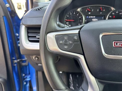 Used 2024 GMC Terrain SLE w/ Driver Convenience Package FWD image 23