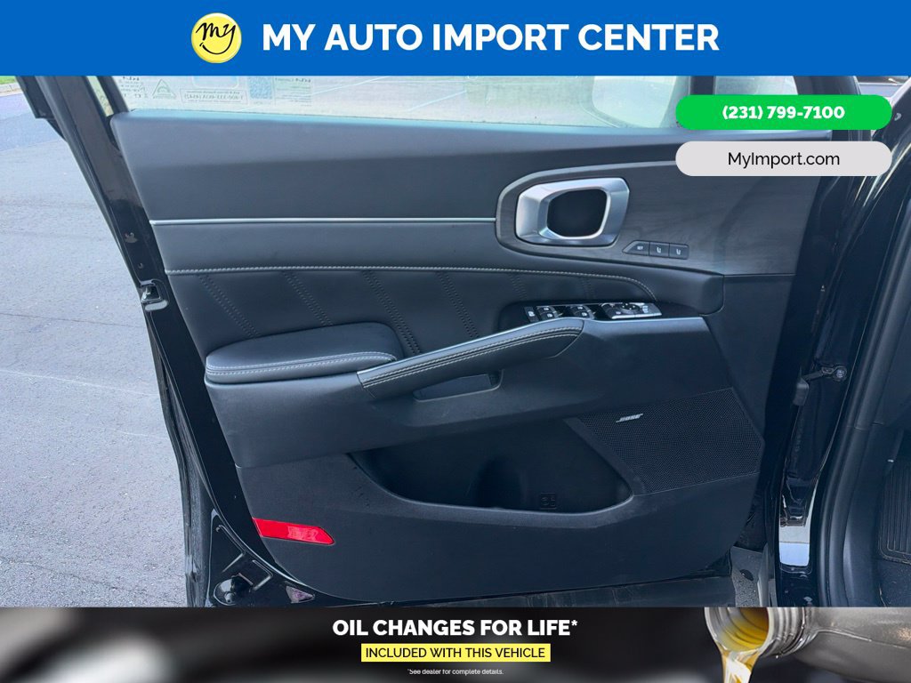 Used 2025 Kia Sorento SX Prestige AWD/4WD image 7
