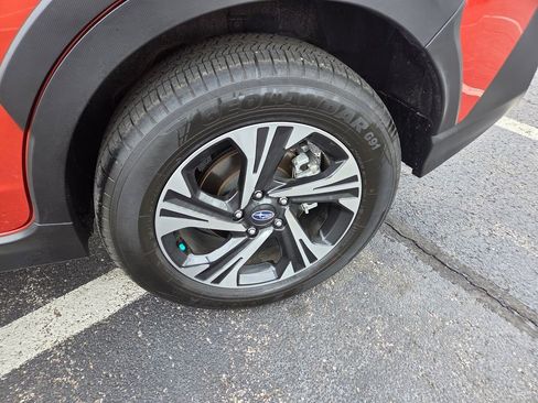 Certified 2025 Subaru Crosstrek 2.0i Premium image 10