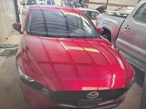 Used 2025 MAZDA MAZDA3 s image 2