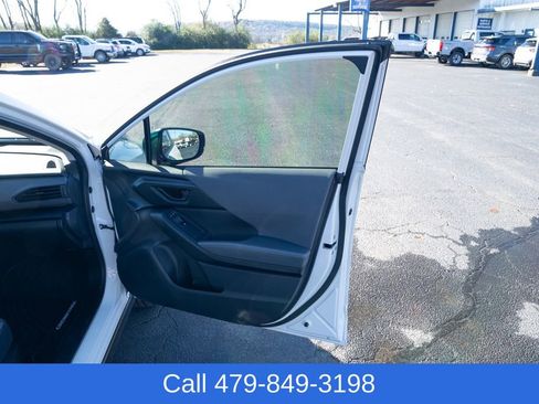 Used 2025 Subaru Crosstrek 2.0i Premium image 14