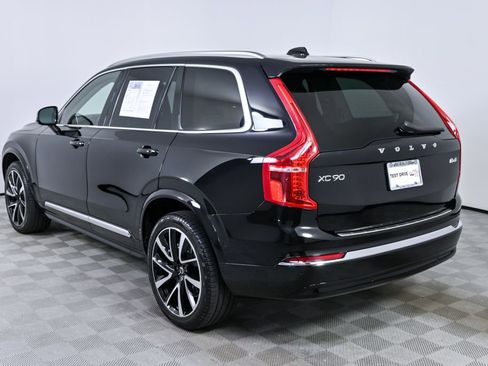 Certified 2023 Volvo XC90 B6 Plus AWD/4WD image 4
