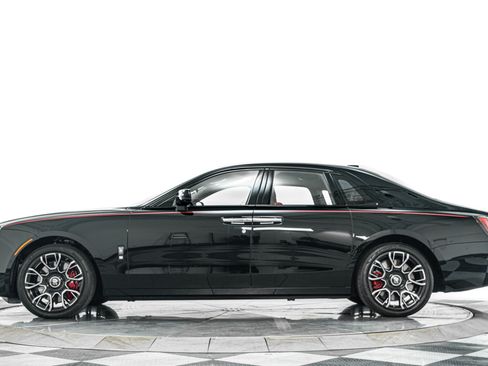 Used 2023 Rolls-Royce Ghost Black Badge w/ Black Badge Ghost Package AWD/4WD image 6